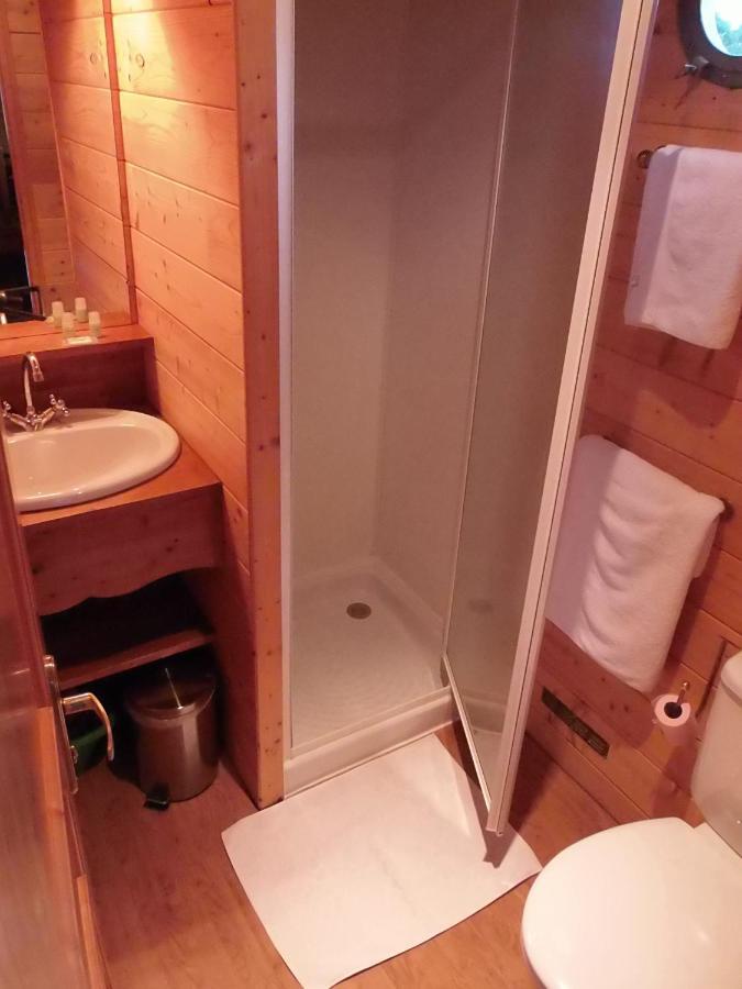 Roulotte Acces Privatif Spa Pauilhac Exteriér fotografie